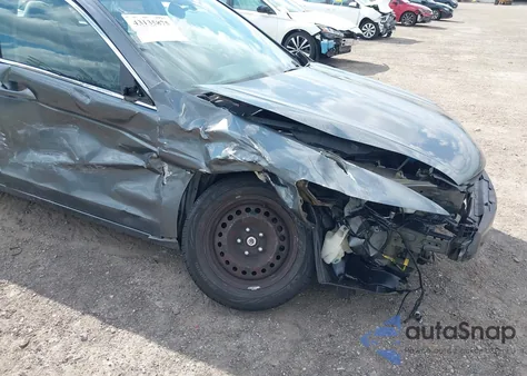 2010 Honda Accord 2.4 Lx из США, поврежденный, VIN 1HGCP2F37AA179835